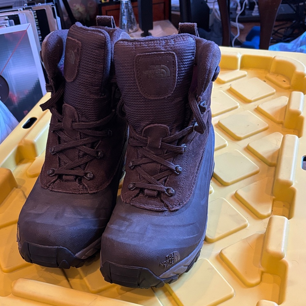 The North Face Chilkat V Lace Waterproof Boot, Brown, Size 10